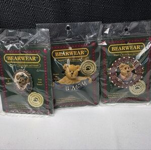 Lot of 3 New Boyds Resin Bearwear Pins Bestest Mom, Muchkins . . . Love You Mom,